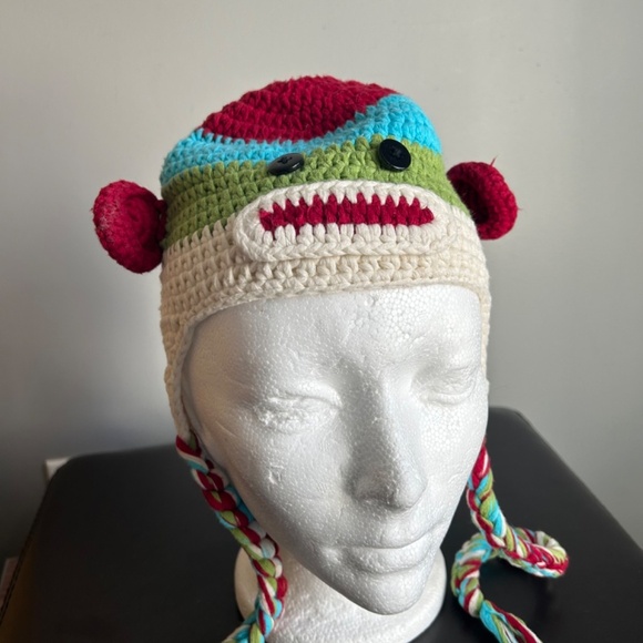 Handmade Unisex Multicolor Toddler Winter Hat - Picture 8 of 8